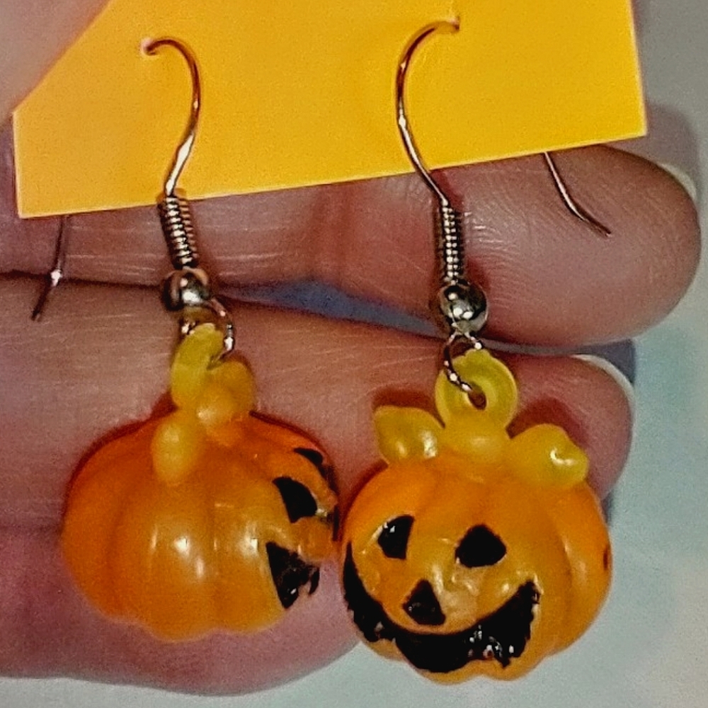 Vintage Pumpkin Halloween Earrings Mini
